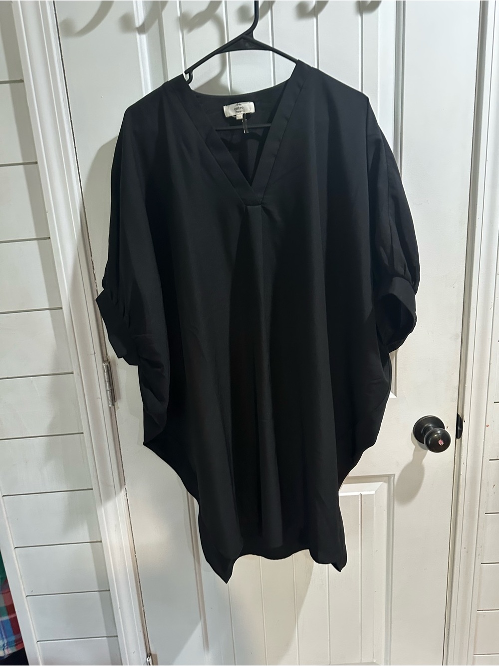 entro Black V-Neck Oversized Tunic with Pocket - Picture 2 of 5